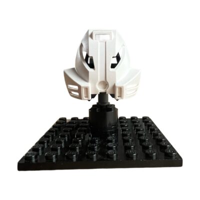 Kakama White